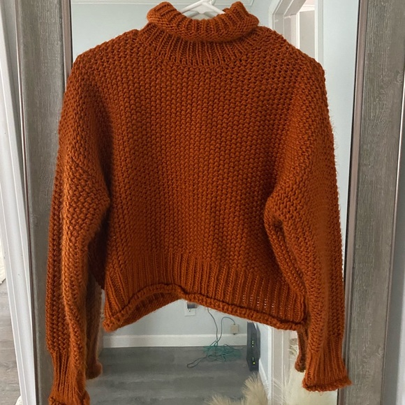 Forever 21 Knit sweater - Picture 3 of 5